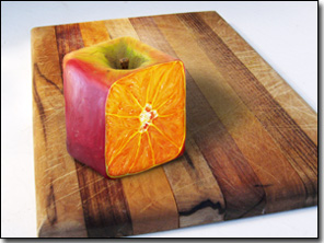 Würfel-Apfel mit Orangenanschnitt
